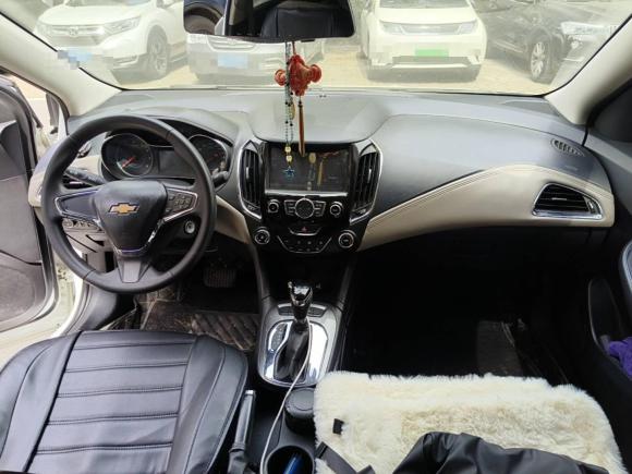 [武汉·鄂A] 二手雪佛兰科鲁兹2015款 1.5L 自动豪华版