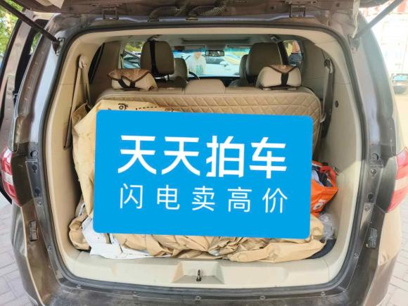 [济南·鲁A] 二手别克别克GL82017款 25S 豪华型 国V