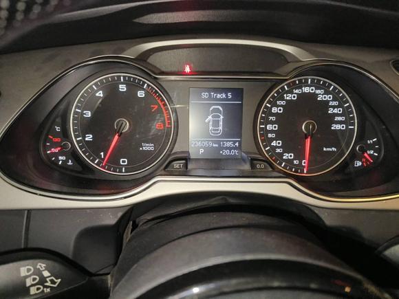 [台州·浙J] 二手奥迪奥迪A4L2013款 35 TFSI 自动标准型