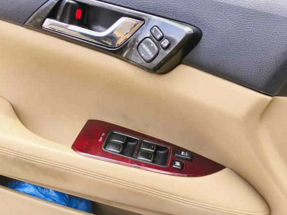 [上海·沪H] 二手丰田锐志2009款 2.5S 舒适版