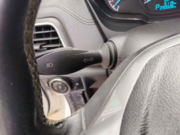 [成都·川R] 二手福特福睿斯2015款 1.5L 自动时尚型