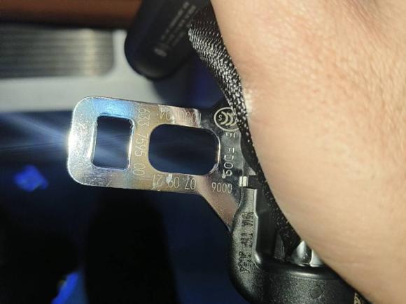 [广州·粤A] 二手奔驰威霆2021款 2.0T 商务版 7座