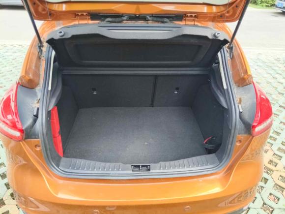 [南通·苏F] 二手福特福克斯2017款 两厢 1.6L 自动风尚型智行版