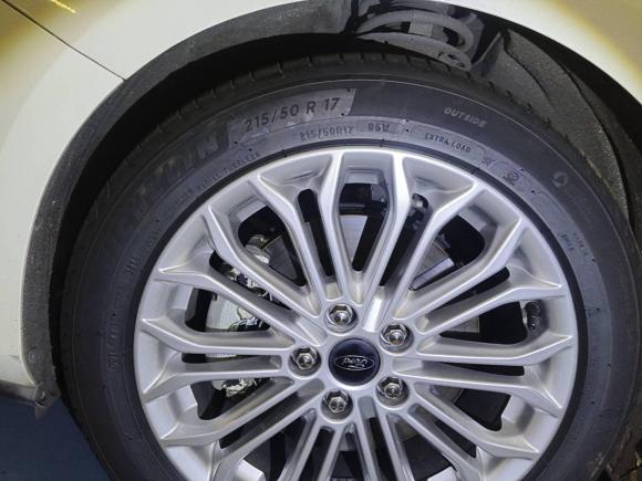 [广州·粤A] 二手福特福克斯2019款 两厢 EcoBoost 180 自动锋耀型