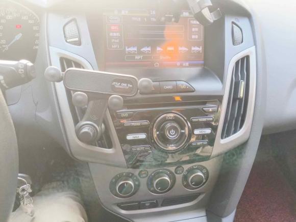 [广州·粤B] 二手福特福克斯2012款 两厢 1.6L 自动舒适型