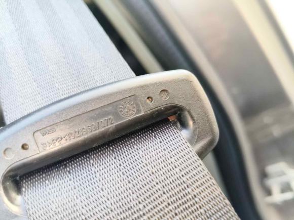 [宁波·浙B] 二手上汽大通MAXUS新途V802019款 2.5T经典款AMT傲运通短轴中顶5/6座