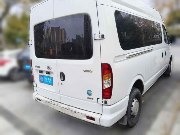 [无锡·苏B] 二手大通新途V802023款 2.0T AMT经典傲运通长轴中顶6/7/8/9座