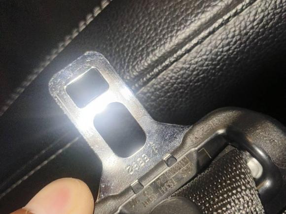 [南昌·赣A] 二手奔驰奔驰A级2021款 A 200 L 运动轿车时尚型