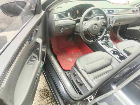 [上海·沪B] 二手大众帕萨特2016款 330TSI DSG御尊版