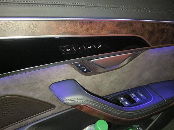 [深圳·粤B] 二手奥迪奥迪A82021款 A8L 50 TFSI quattro 豪华型