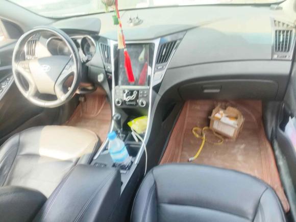 [杭州·赣E] 二手现代索纳塔2013款 2.4L 自动领先版 国IV