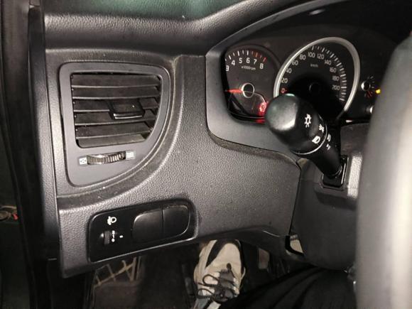 [西安·陕A] 二手起亚狮跑2013款 2.0L 自动两驱版GLS