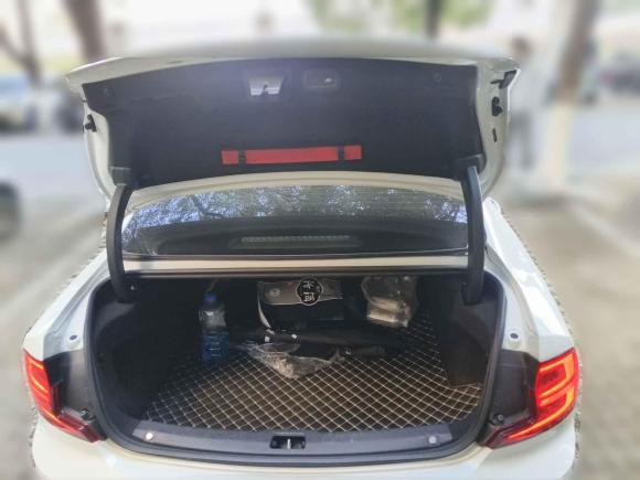 [南昌·赣A] 二手沃尔沃沃尔沃S902019款 T5 智逸版