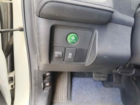 [苏州·苏E] 二手本田缤智2015款 1.5L CVT两驱舒适型