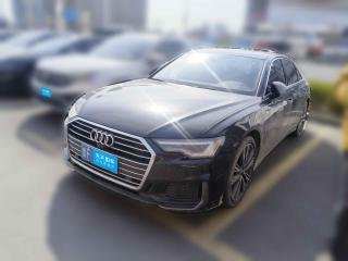 奥迪奥迪A6L2021款 45 TFSI 臻选动感型「青岛二手车」「天天拍车」