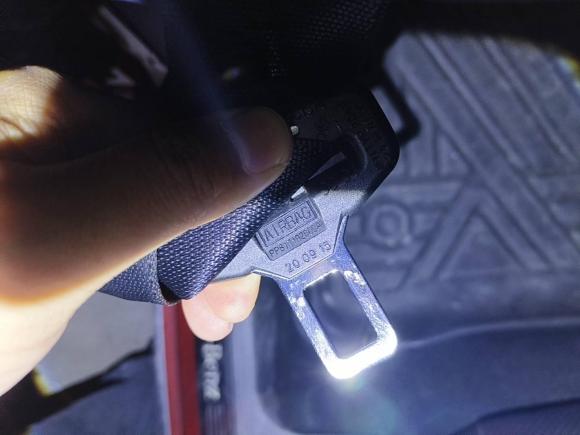 [无锡·苏B] 二手奔驰奔驰C级2015款 改款 C 200 L