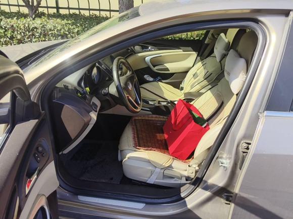 [南京·粤L] 二手别克君威2014款 2.0L 领先时尚型