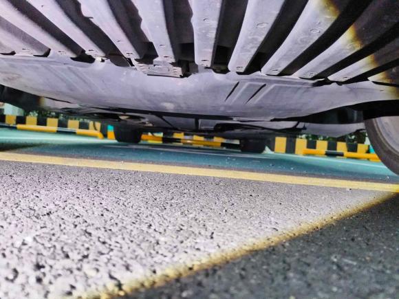 [深圳·粤B] 二手奔驰奔驰E级新能源2022款 改款三 E 350 e L 插电式混合动力轿车