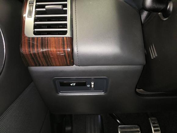 [武汉·鄂A] 二手路虎揽胜2013款 5.0 SC V8 AB 尊崇创世版