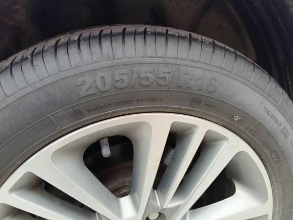 [上海·沪A] 二手奇瑞艾瑞泽7e2016款 1.6L e致享版