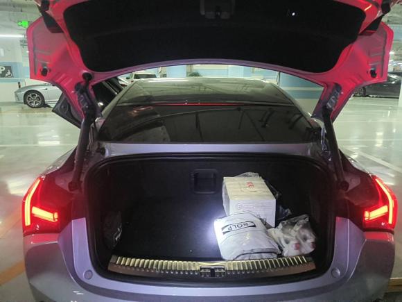 [上海·浙A] 二手哪吒汽车哪吒S2022款 纯电 650km 四驱耀世版