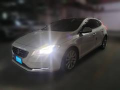 [济南·鲁A]沃尔沃&nbsp;&nbsp;沃尔沃V40&nbsp;&nbsp;2016款 T4 智雅版