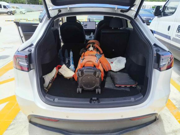 [上海·沪A] 二手特斯拉Model Y2021款 长续航全轮驱动版 3D7