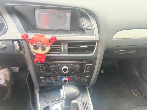 [上海·苏J] 二手奥迪奥迪A4L2013款 35 TFSI 自动标准型