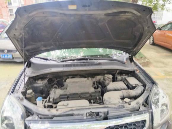 [杭州·沪C] 二手起亚狮跑2013款 2.0L 自动两驱版GLS