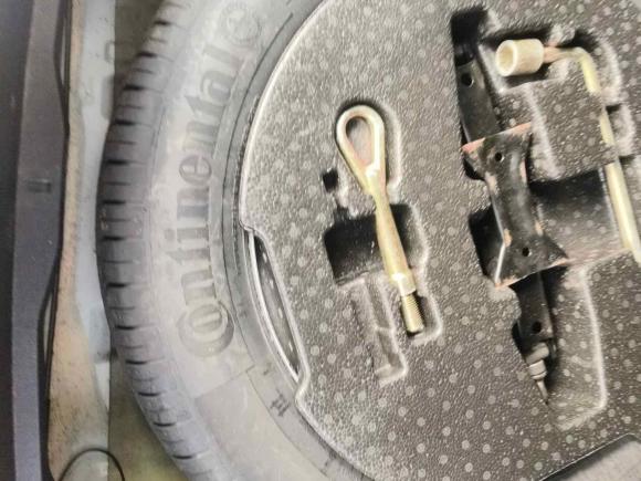 [杭州·浙A] 二手宝骏宝骏5602016款 1.8L iAMT精英型