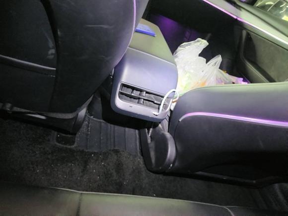 [上海·沪A] 二手特斯拉Model 32021款 改款 标准续航后驱升级版 3D1