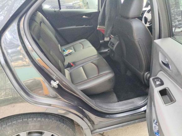 [上海·苏U] 二手雪佛兰探界者2022款 轻混 550T RS 智能拓界版