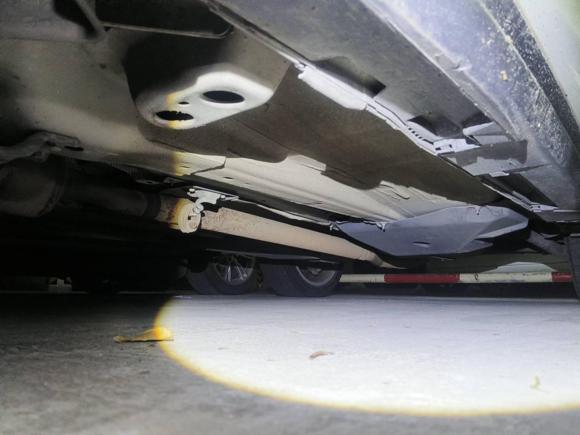 [深圳·粤B] 二手路虎揽胜极光2013款 2.0T 5门耀动版