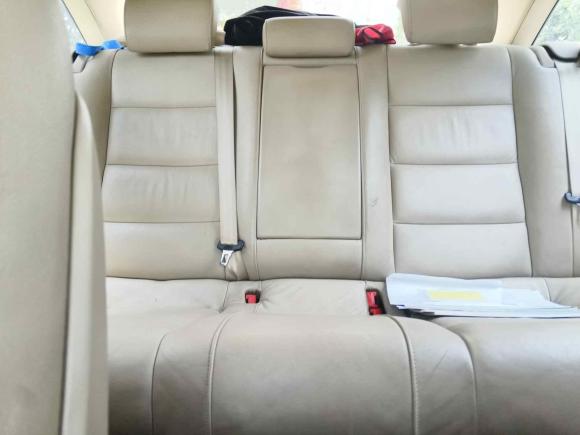 [上海·沪F] 二手奥迪奥迪A6L2011款 2.7 TDI 舒适型
