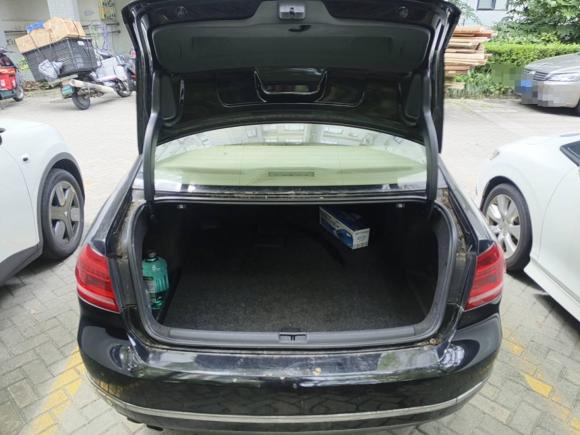 [上海·沪A] 二手大众帕萨特2011款 1.8TSI DSG尊荣版