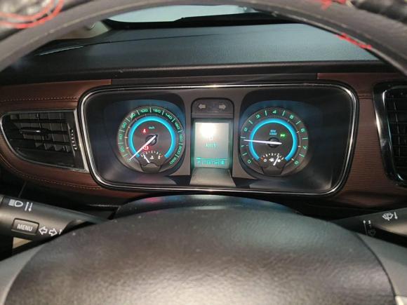 [南京·苏A] 二手别克别克GL82013款 2.4L CT豪华商务舒适版