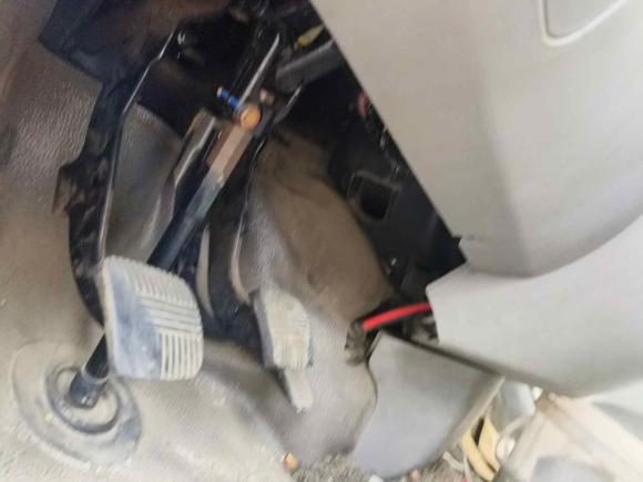 [宁波·浙B] 二手东风御风御风2020款 2.3T经济型标配版物流车短轴中顶5-9座WP2.3