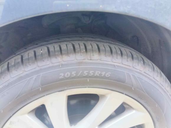 [苏州·苏E] 二手马自达马自达52011款 2.0L 自动豪华型