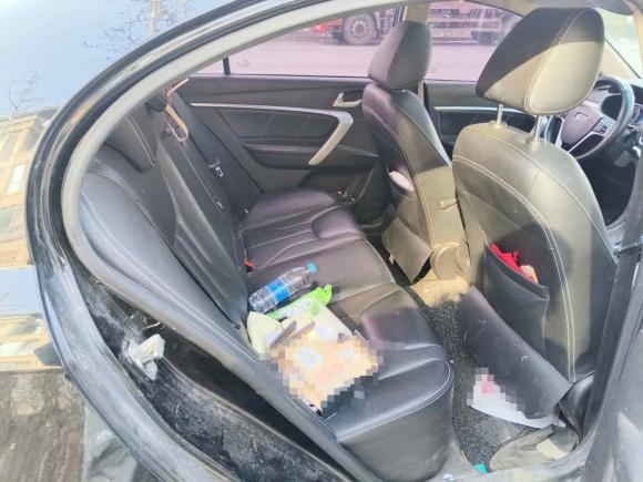 [青岛·鲁B] 二手吉利汽车帝豪2017款 三厢百万款 1.5L CVT向上版