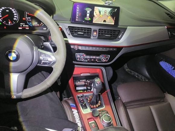 [上海·沪B] 二手宝马宝马1系2019款 120i M运动套装