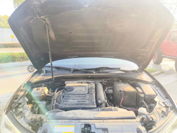 [武汉·鄂K] 二手奥迪奥迪A32014款 Limousine 35 TFSI 自动时尚型