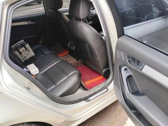 [济南·鲁A] 二手奥迪奥迪A4L2015款 35 TFSI 自动标准型