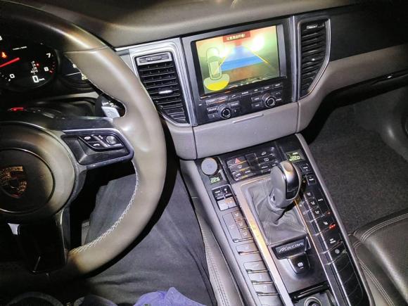 [上海·沪A] 二手保时捷Macan2016款 Macan 2.0T