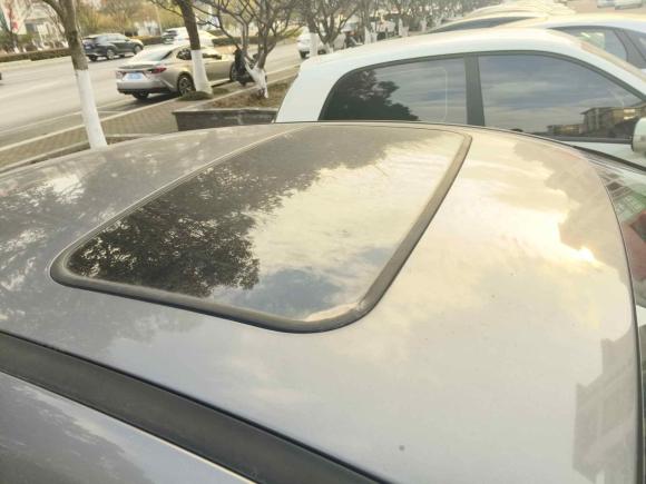 [南京·苏L] 二手福特福克斯2012款 三厢 1.6L 自动风尚型