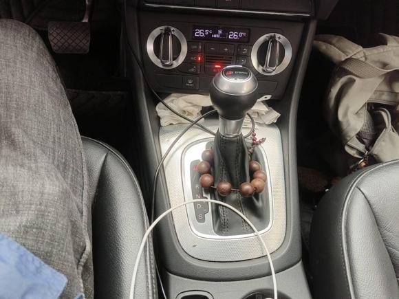 [上海·沪B] 二手奥迪奥迪Q32015款 30 TFSI 舒适型