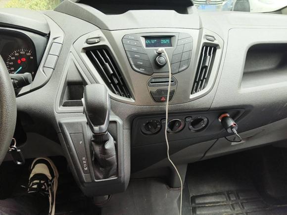 [上海·沪E] 二手福特全顺2017款 2.0T汽油自动多功能商用车短轴低顶国V