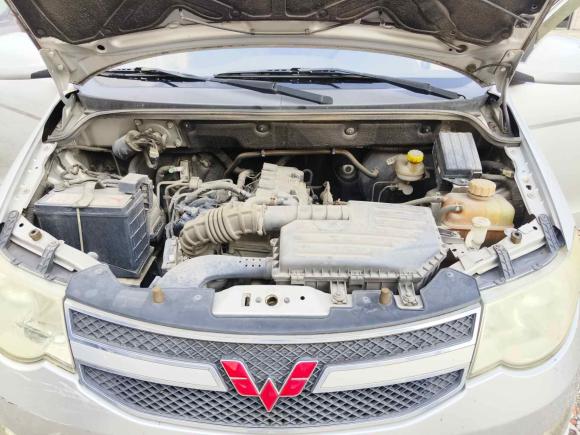 [广州·桂M] 二手五菱汽车五菱宏光2014款 1.5L S标准型