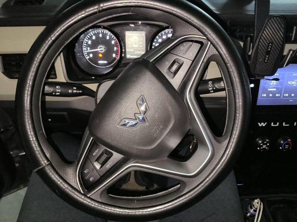 [上海·豫S] 二手五菱汽车五菱宏光PLUS2019款 1.5T 手动豪华型 7座