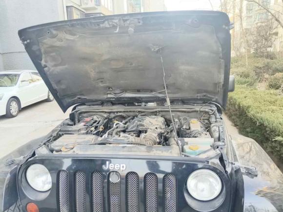 [青岛·鲁B] 二手Jeep牧马人2013款 3.6L Sahara 四门版