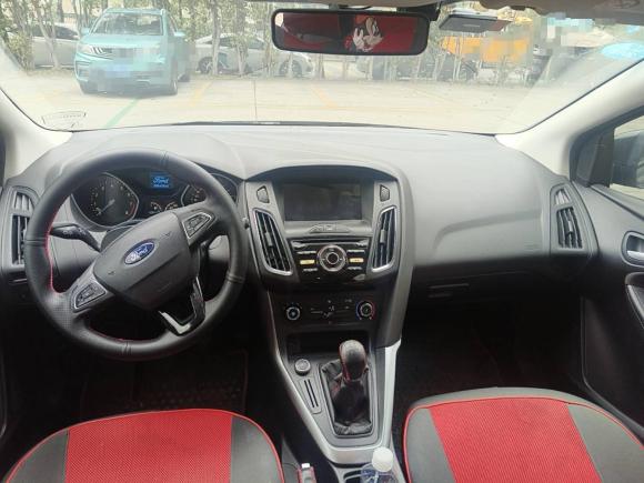 [佛山·粤E] 二手福特福克斯2015款 两厢 1.6L 手动舒适型